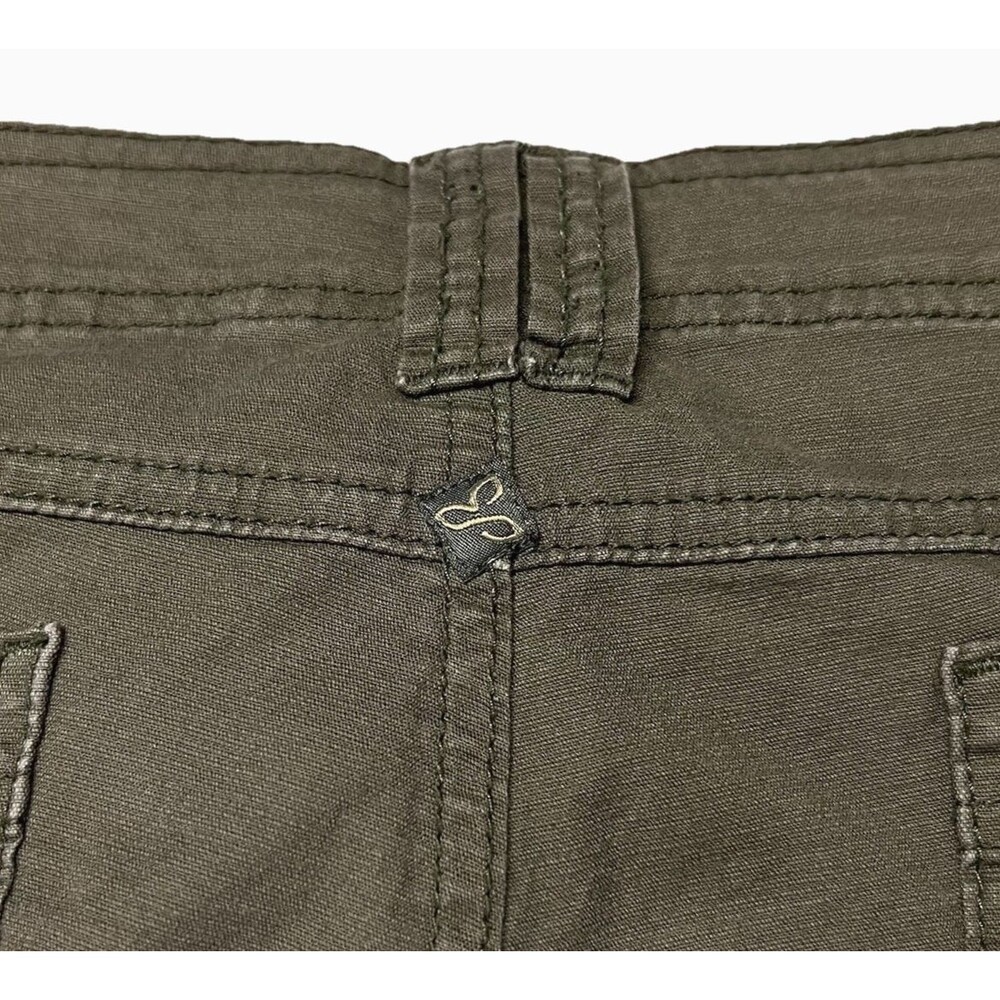 Prana Women's Low Rise Bermuda Cargo Shorts Outdoor 12.5" Inseam Size 6 Green - Picture 7 of 13